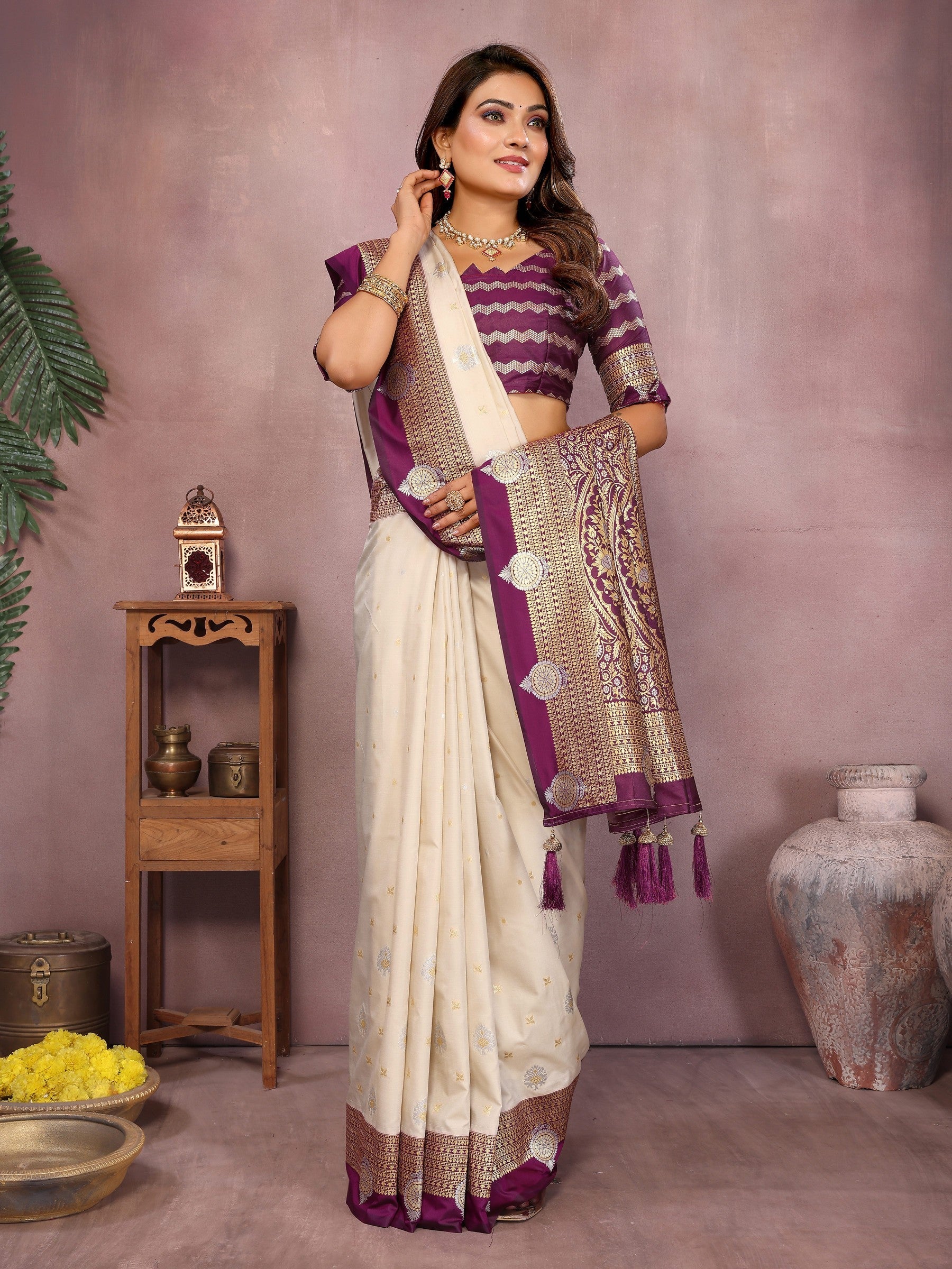 Anaita Beige Handloom Kalamkari Silk Saree With Zari Woven Work