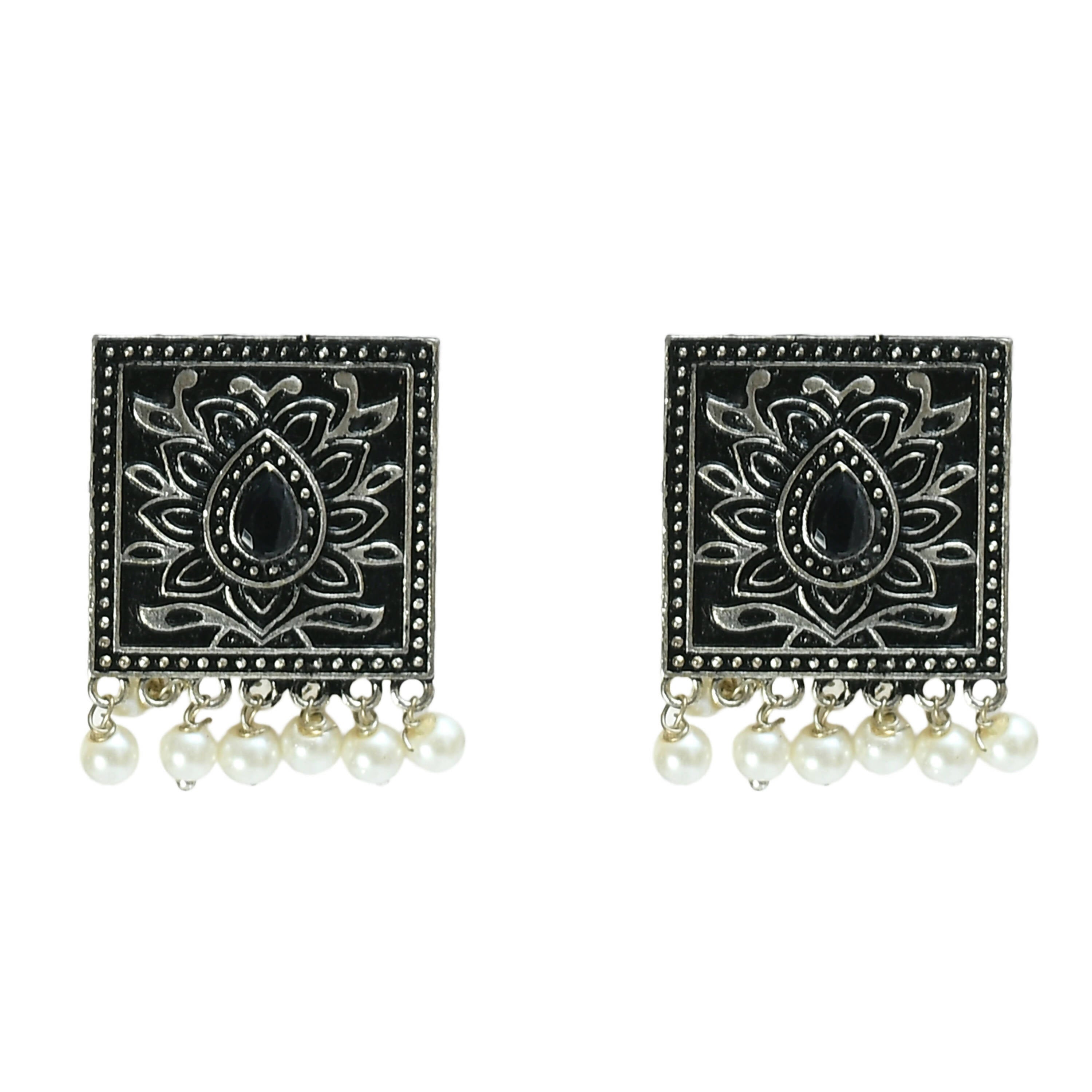 Mominos Fashion Johar Kamal Statement Silver-Plated Brass Finish Kundan/Pearls Choker For Women (Black)