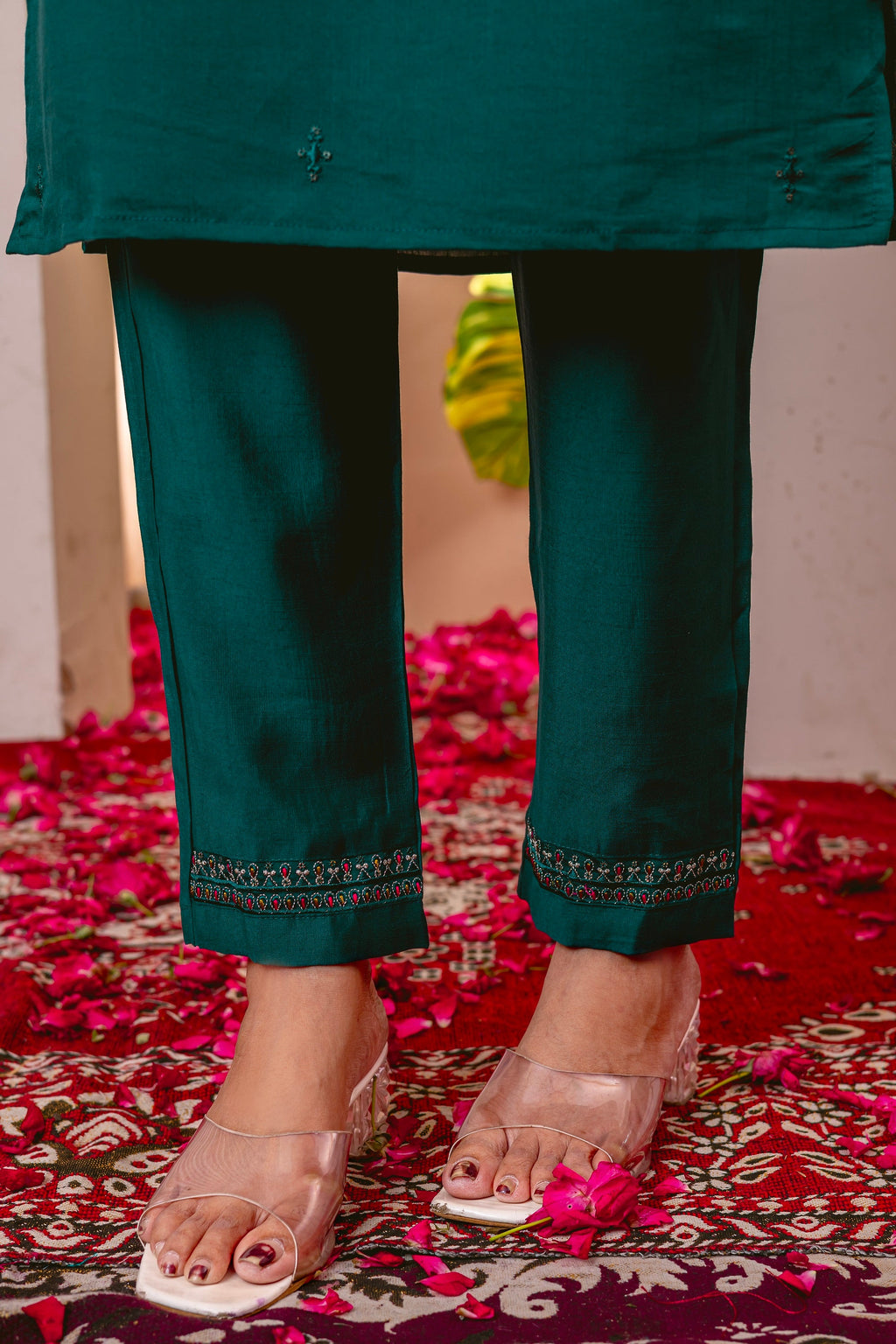 Vedant Vastram Viscose Silk Embroidery & Sequence Work Stitched Kurta Pant Dupatta Set-Green