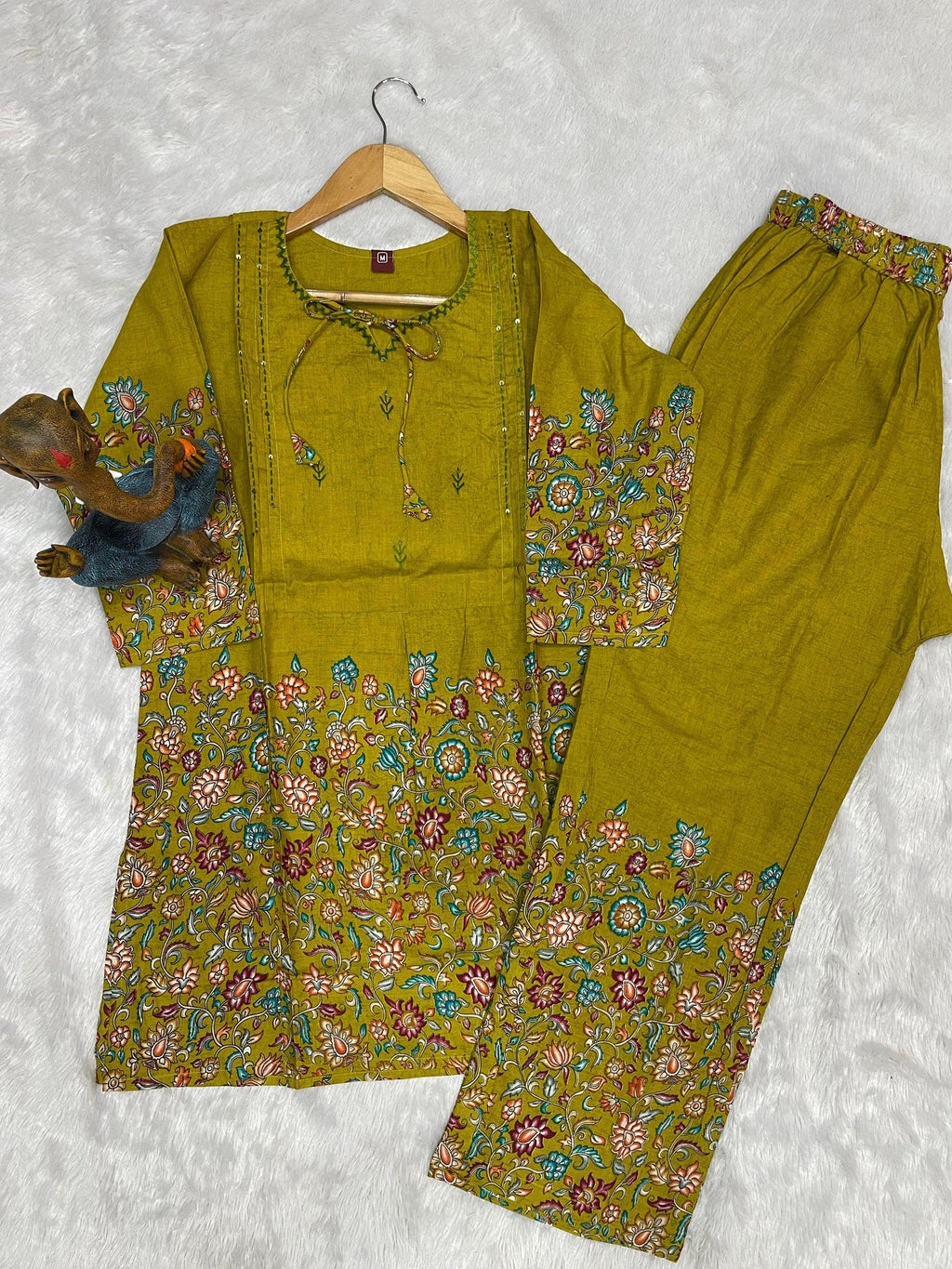 Lorenvalley Fashion Parrot Pure Cotton Elegant & Trendy Printed Design Co-Ord Set