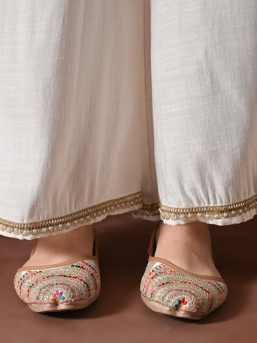 Myshka Women White Longline Sleeveless Kurta with Trouser & Dupatta