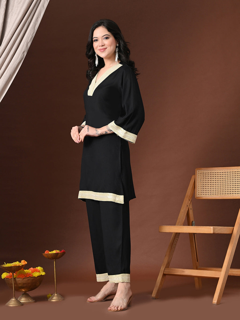 Myshka Women Black Rayon Three-Forth Sleeve Kurta with Trouser