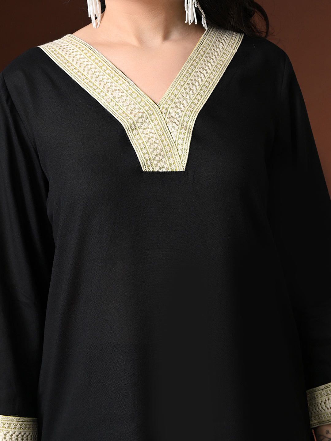 Myshka Women Black Rayon Three-Forth Sleeve Kurta with Trouser