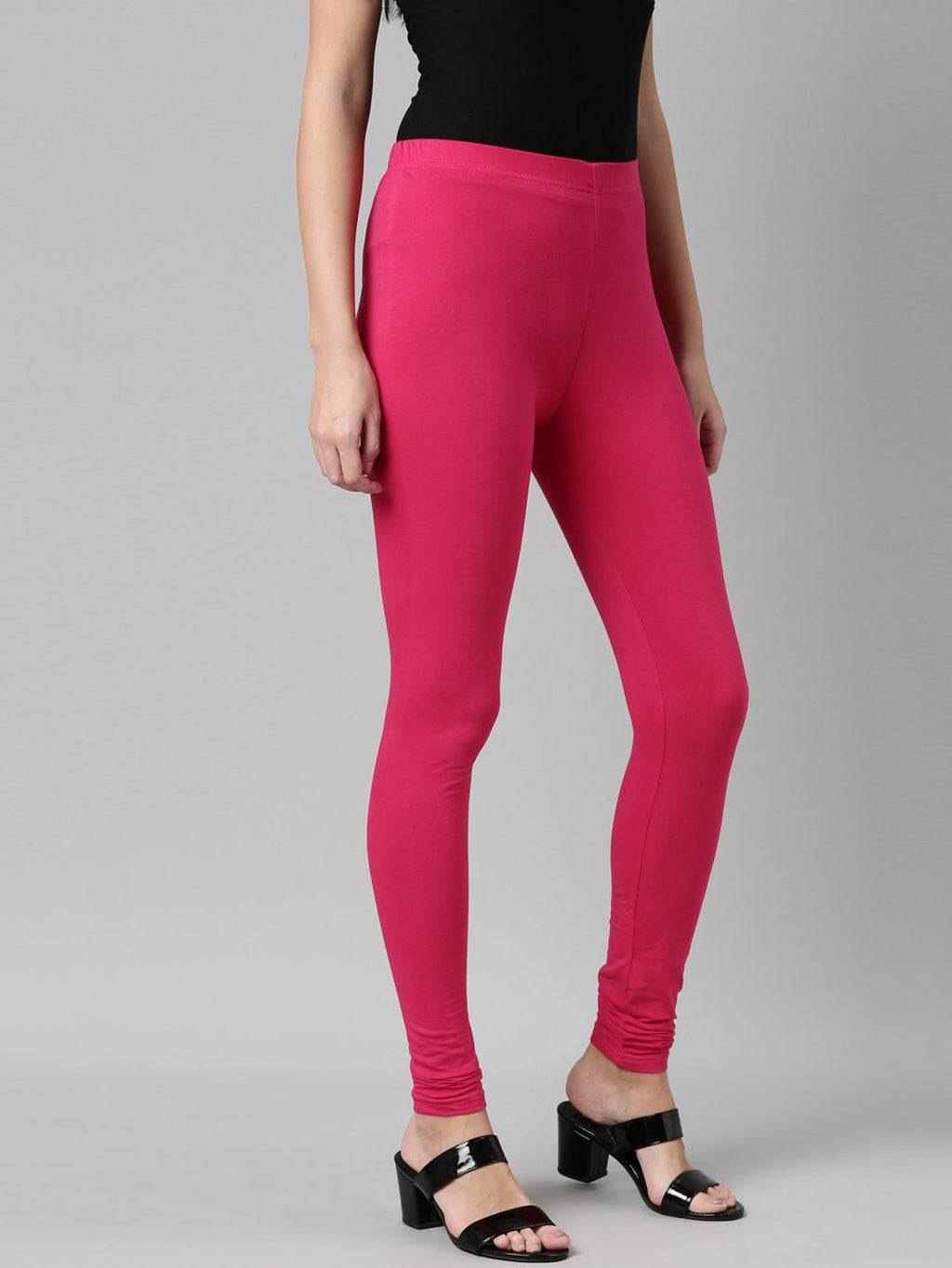 Souchii Magenta Pink Solid Churidar-Length Slim-Fit Leggings