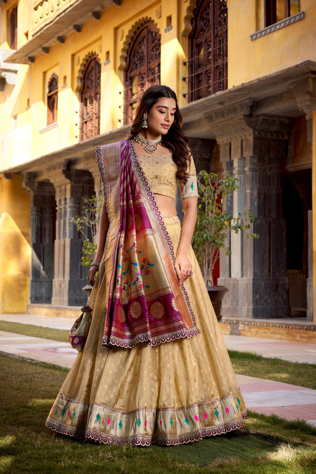 Lorenvalley Fashion Cream Simmer Organza Zari Weaving Work With Lace Border Lehenga Choli with Dupatta