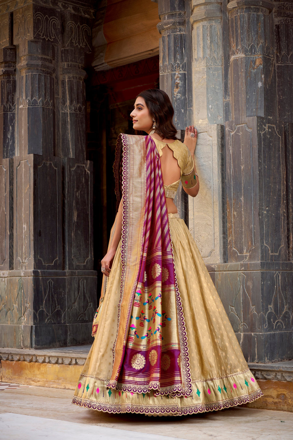 Lorenvalley Fashion Cream Simmer Organza Zari Weaving Work With Lace Border Lehenga Choli with Dupatta