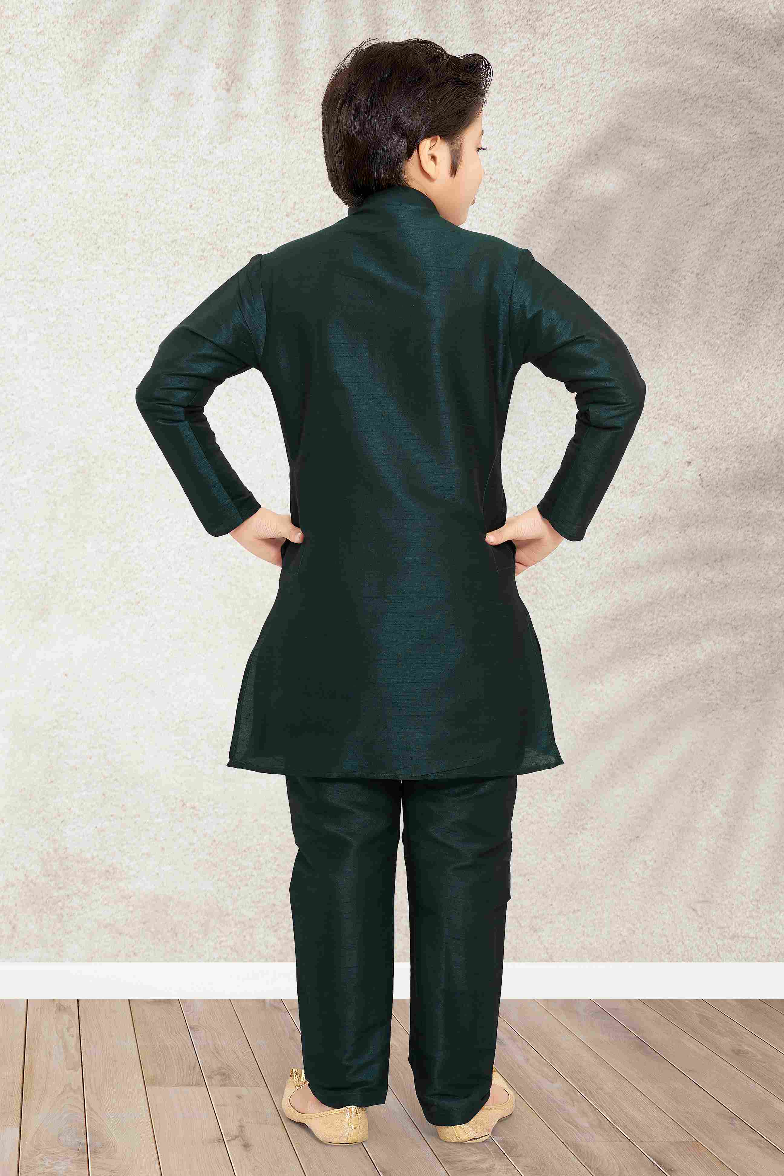 Raivat Ethnic Banarasi Silk Digital Printed Kurta Pajama With Jacket In Pista Green Colour
