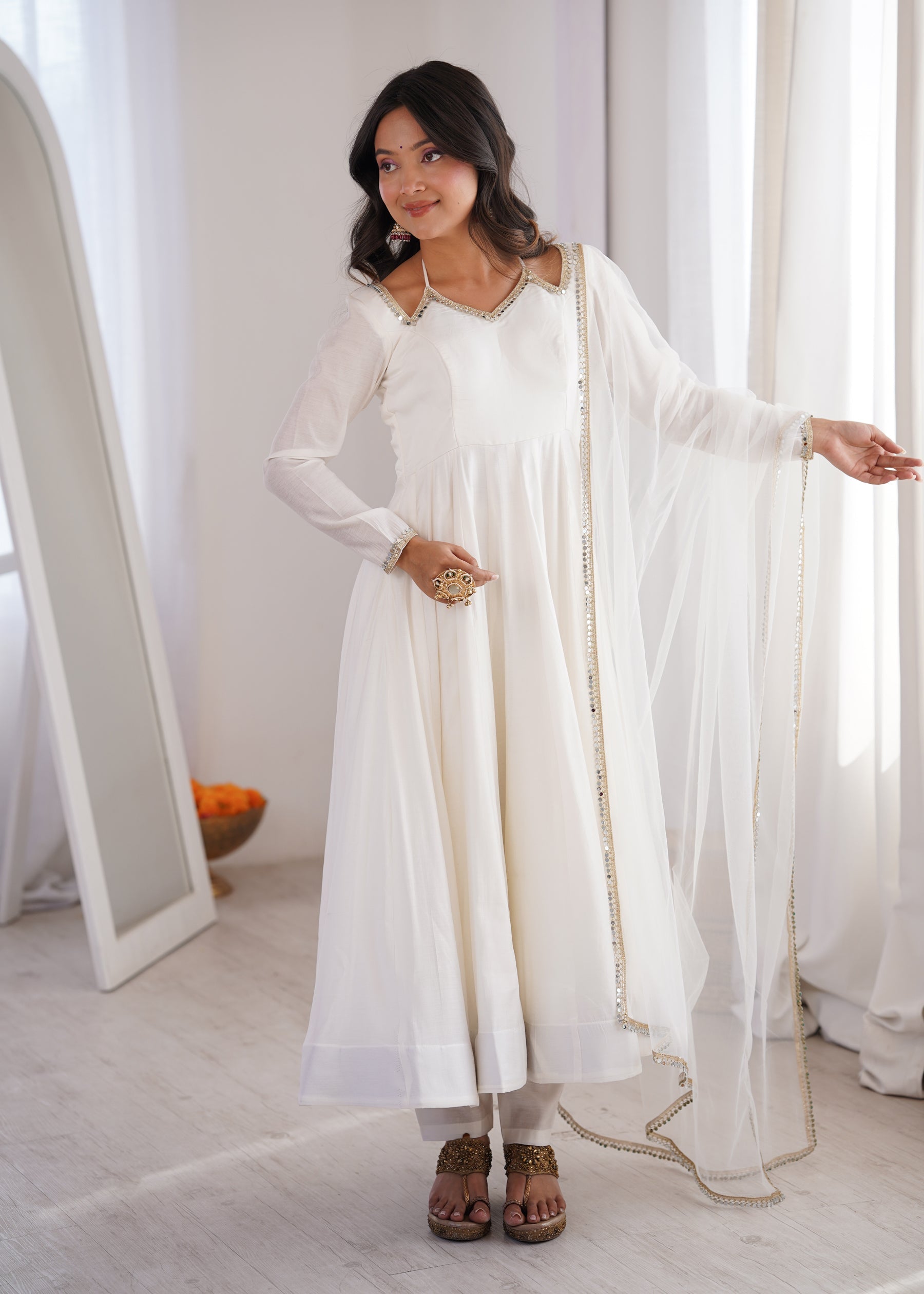 Lorenvalley Fashion White Romansilk Chanderi Yoke Fancy Lace Pattern Anarkali Gown Pant with Dupatta