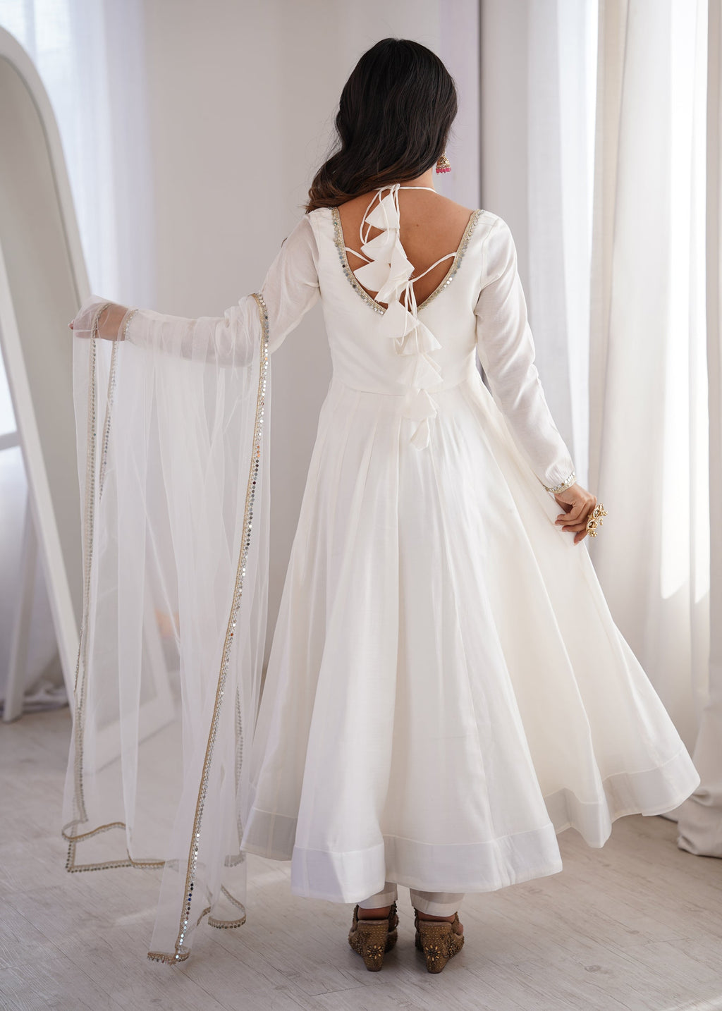 Lorenvalley Fashion White Romansilk Chanderi Yoke Fancy Lace Pattern Anarkali Gown Pant with Dupatta