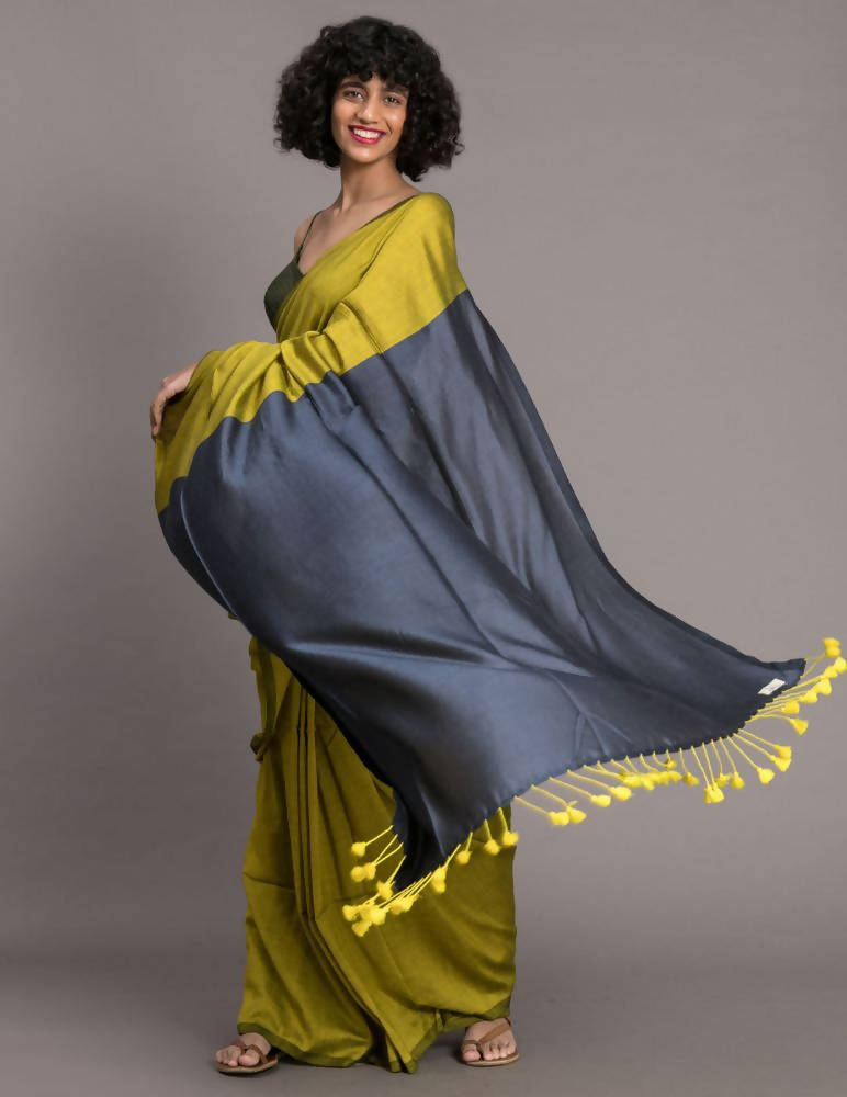 Suta Green Blue Colourblocked Cotton Blend Saree