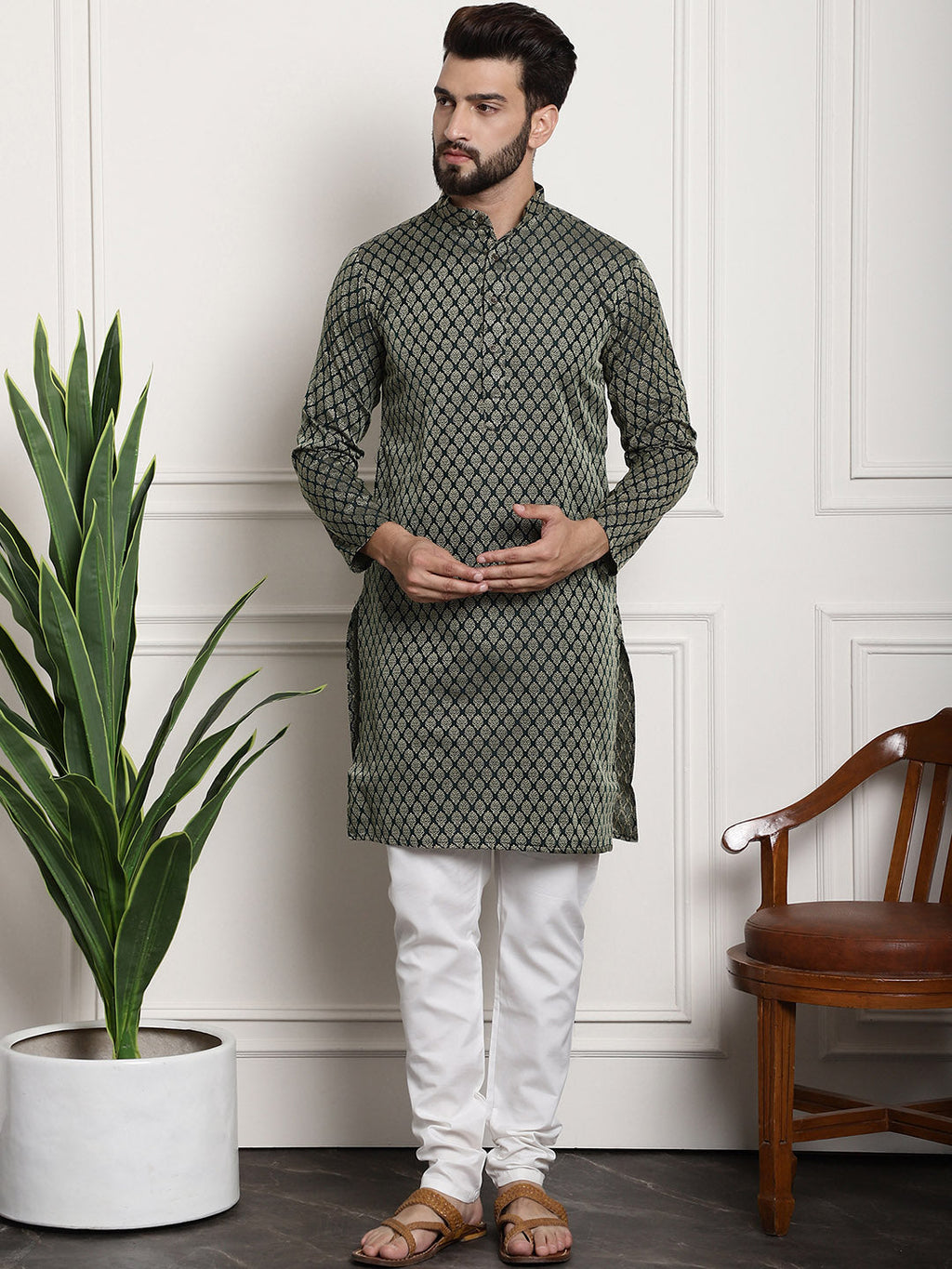 Sojanya Men Green & Off-White Woven Design Kurta with Churidar