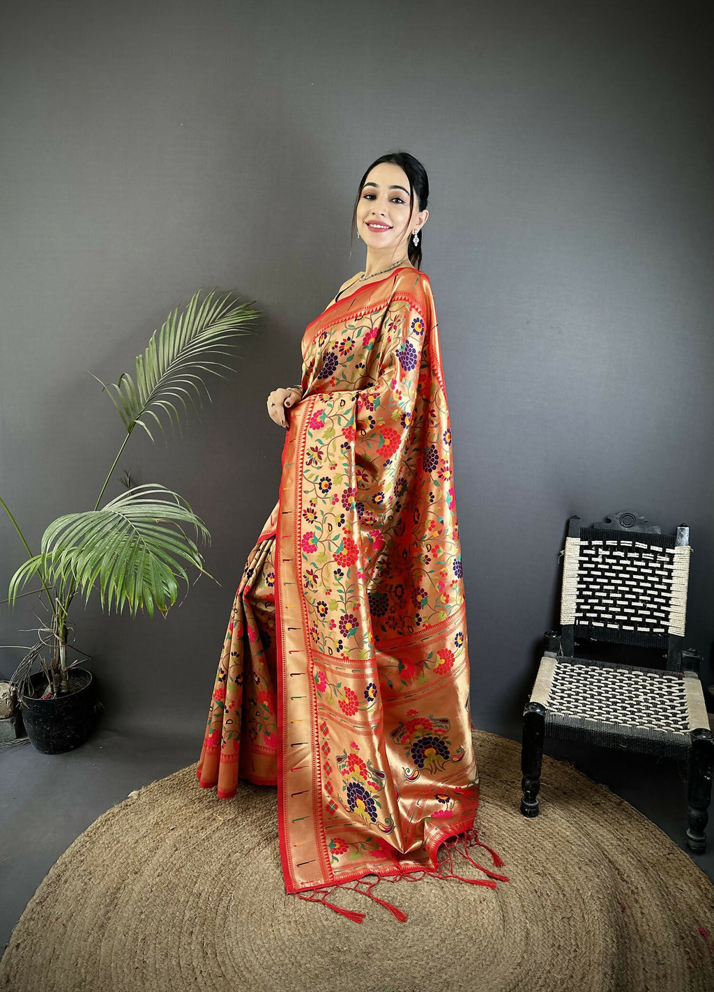 Joban Fashion Crimson Red Intricate Floral & Leaf Soft Silk Paithani Saree