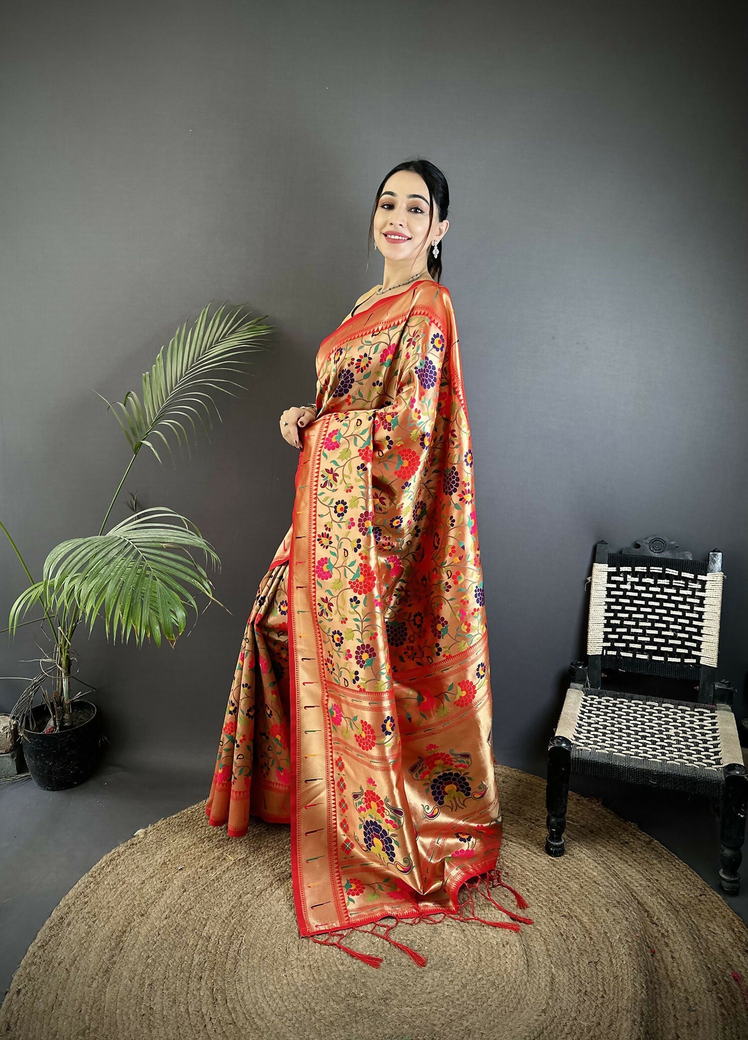 Joban Fashion Crimson Red Intricate Floral & Leaf Soft Silk Paithani Saree