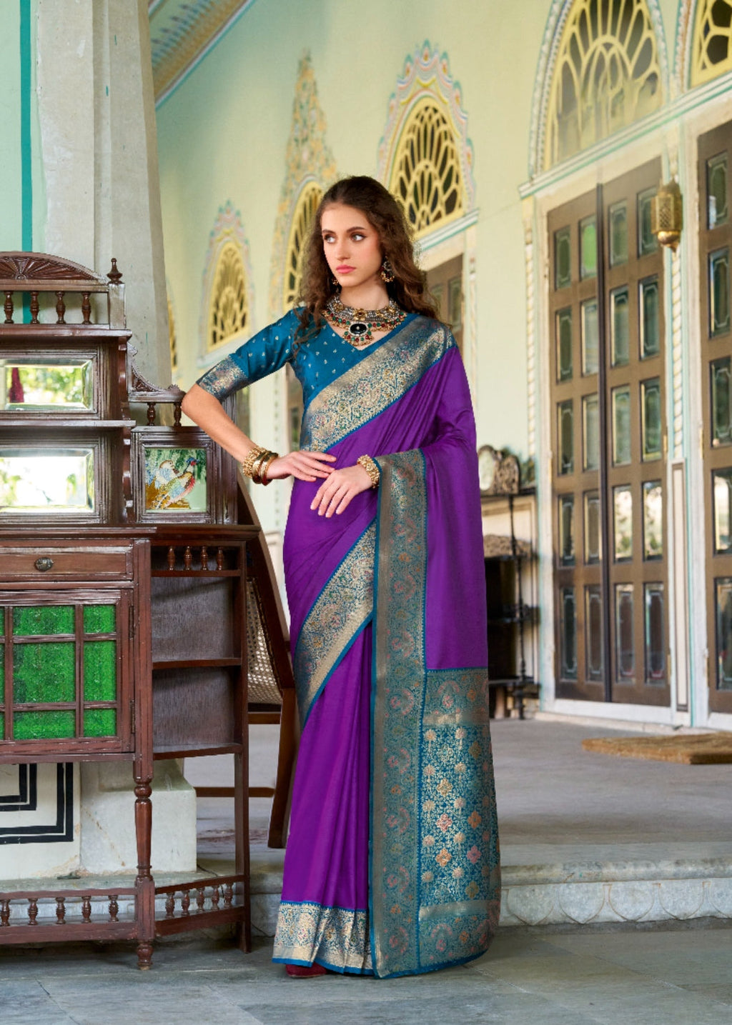 Anaita Violet Soft Silk Zari Weaving Saree With Blouse Piece