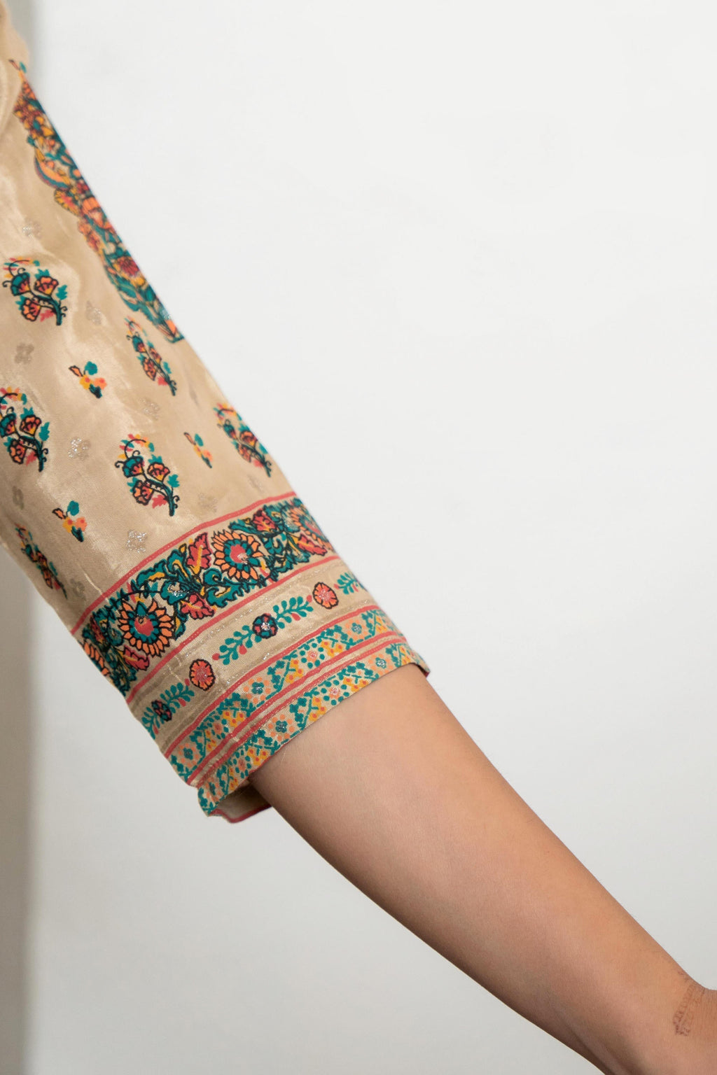 Juniper Beige Floral Printed Viscose Kurta With Beads & Sequins