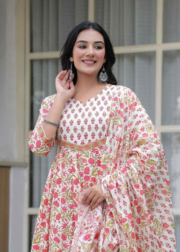 Jaimini Women Cotton Printed Round Neck Calf Length Flared Kurta Pant And Dupatta Set