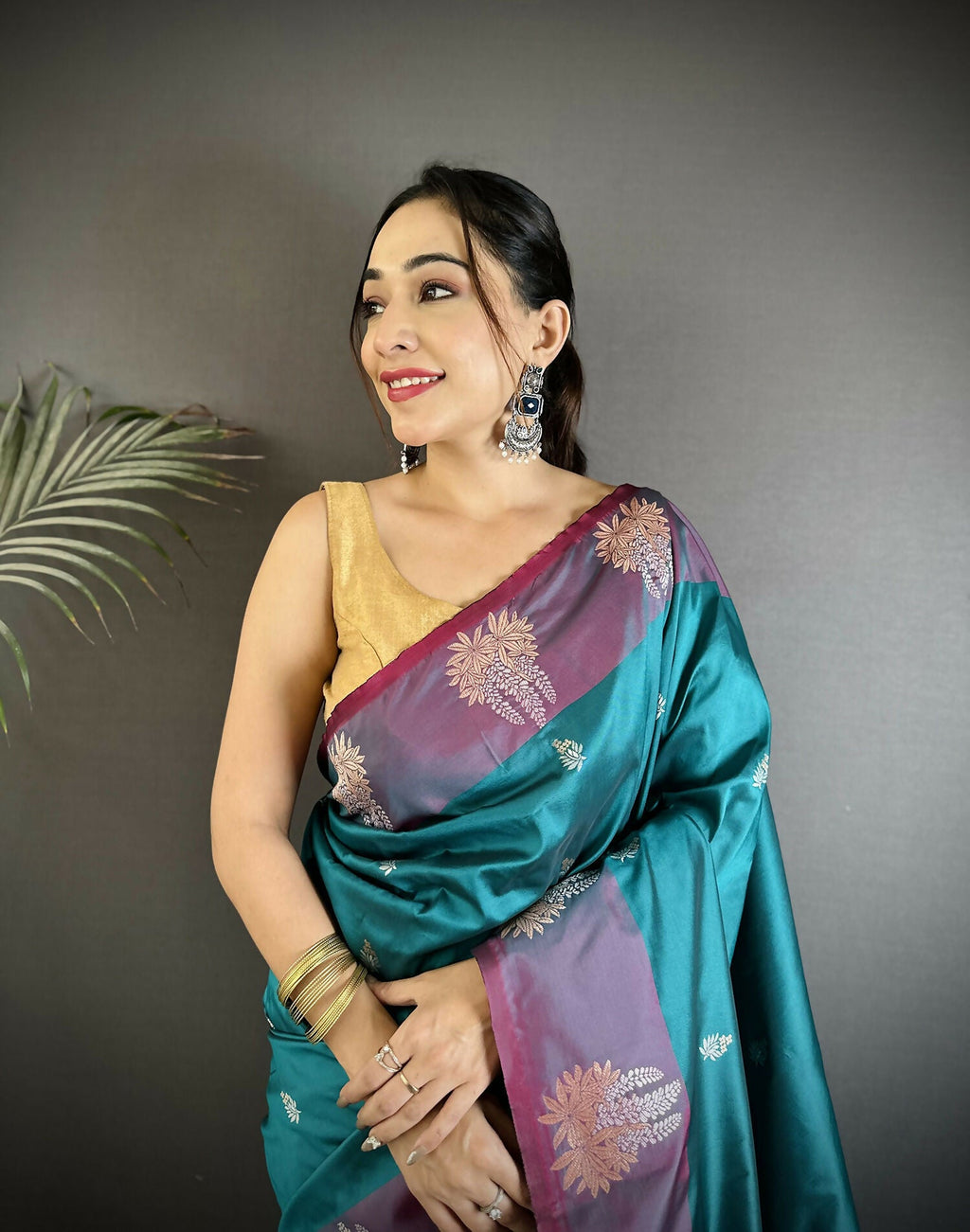Joban Fashion Teal Small Butti Soft Silk Banarasi Saree