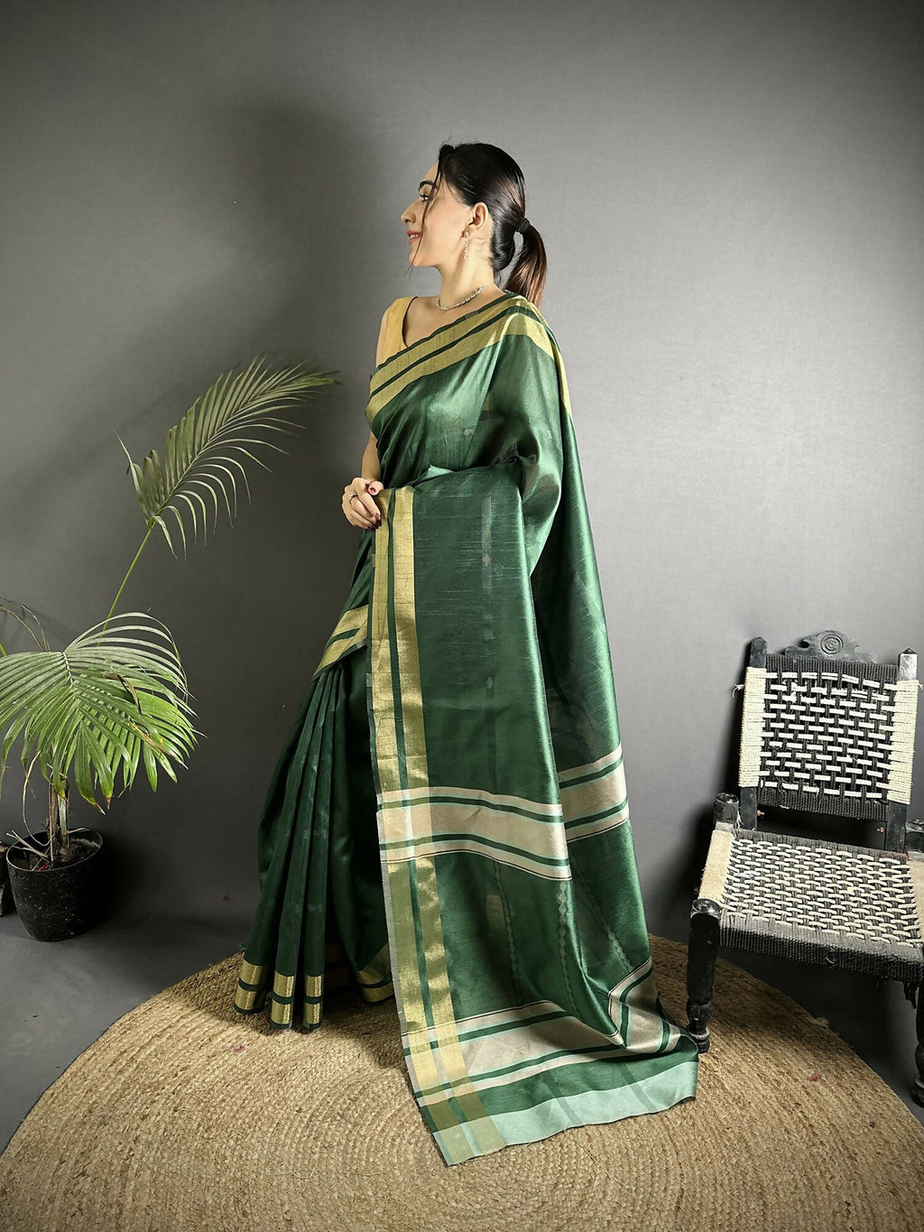 Joban Fashion Green Woven Pattern Raw Silk Kanjivaram Silk Saree