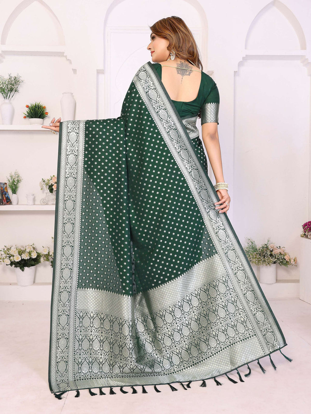 Aastha Fashion Green Georgette Silk Zari Weaving Saree