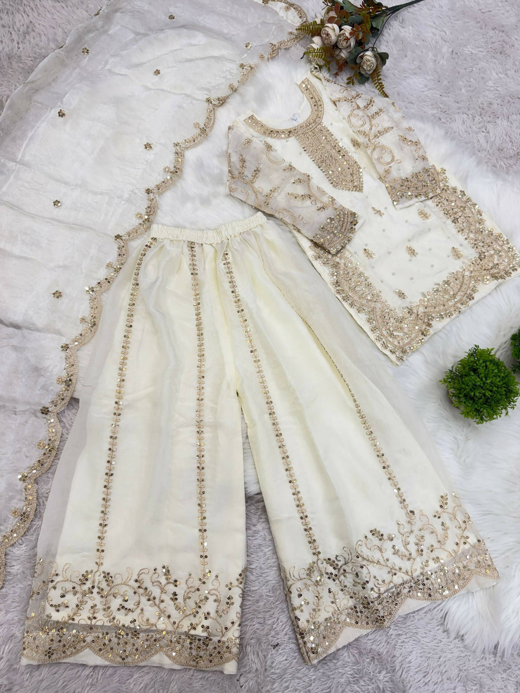 Teeya Creation Girls Heavy Embroidery White Ethnic Kurta And Palazzo Set With Net Dupatta