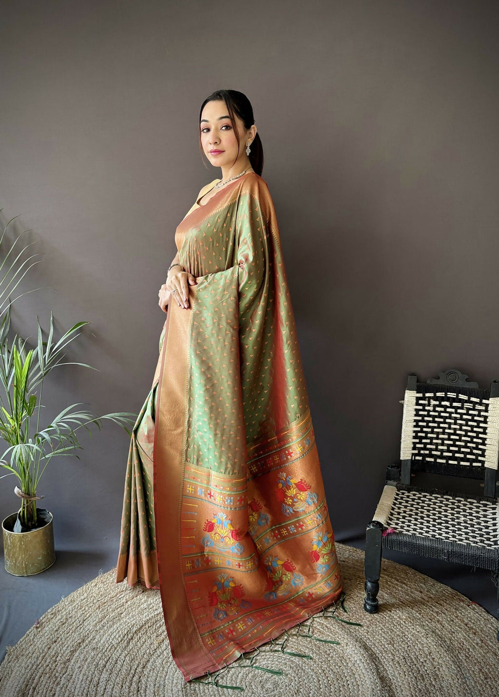 Joban Fashion Olive Green Jacquard Butti Soft Lichi Silk Paithani Saree