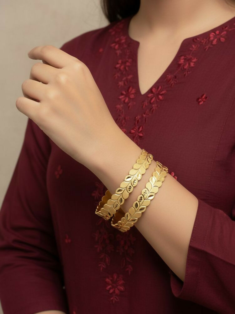 NVR Women Set of 2 Leaf Design Gold Plated Kada Bangle