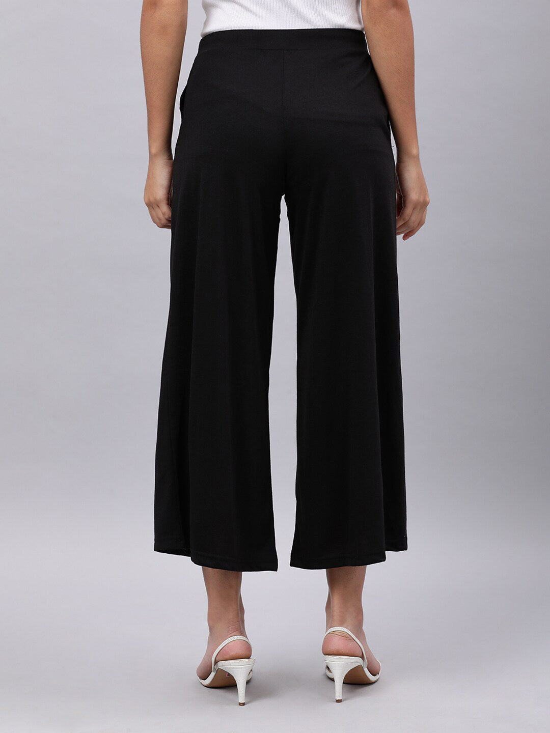 Souchii Women Black Liva Solid Palazzos