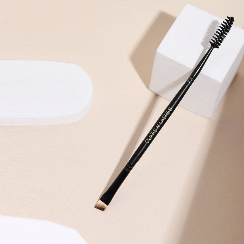 CUFFS N LASHES Fine Angled Brow Brush & Spoolie - E002