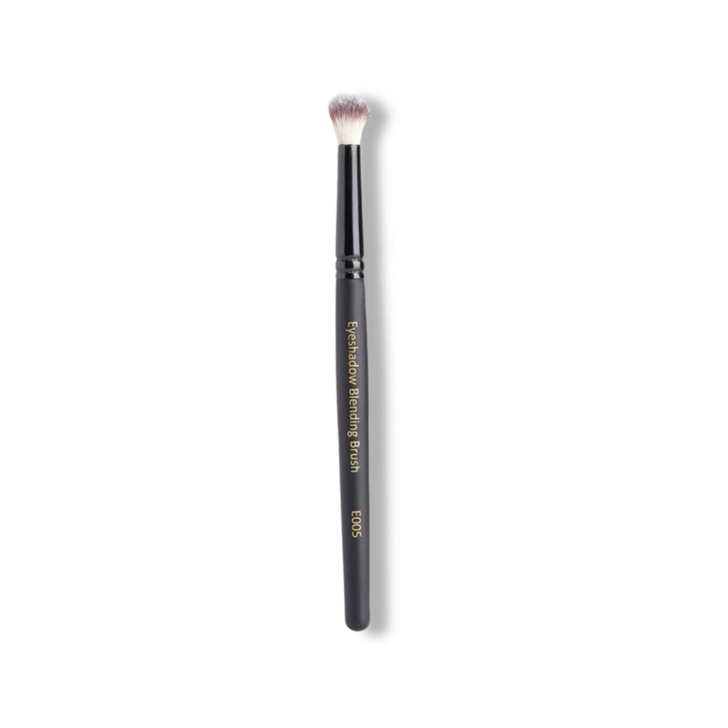CUFFS N LASHES Eyeshadow Blending Brush - E005