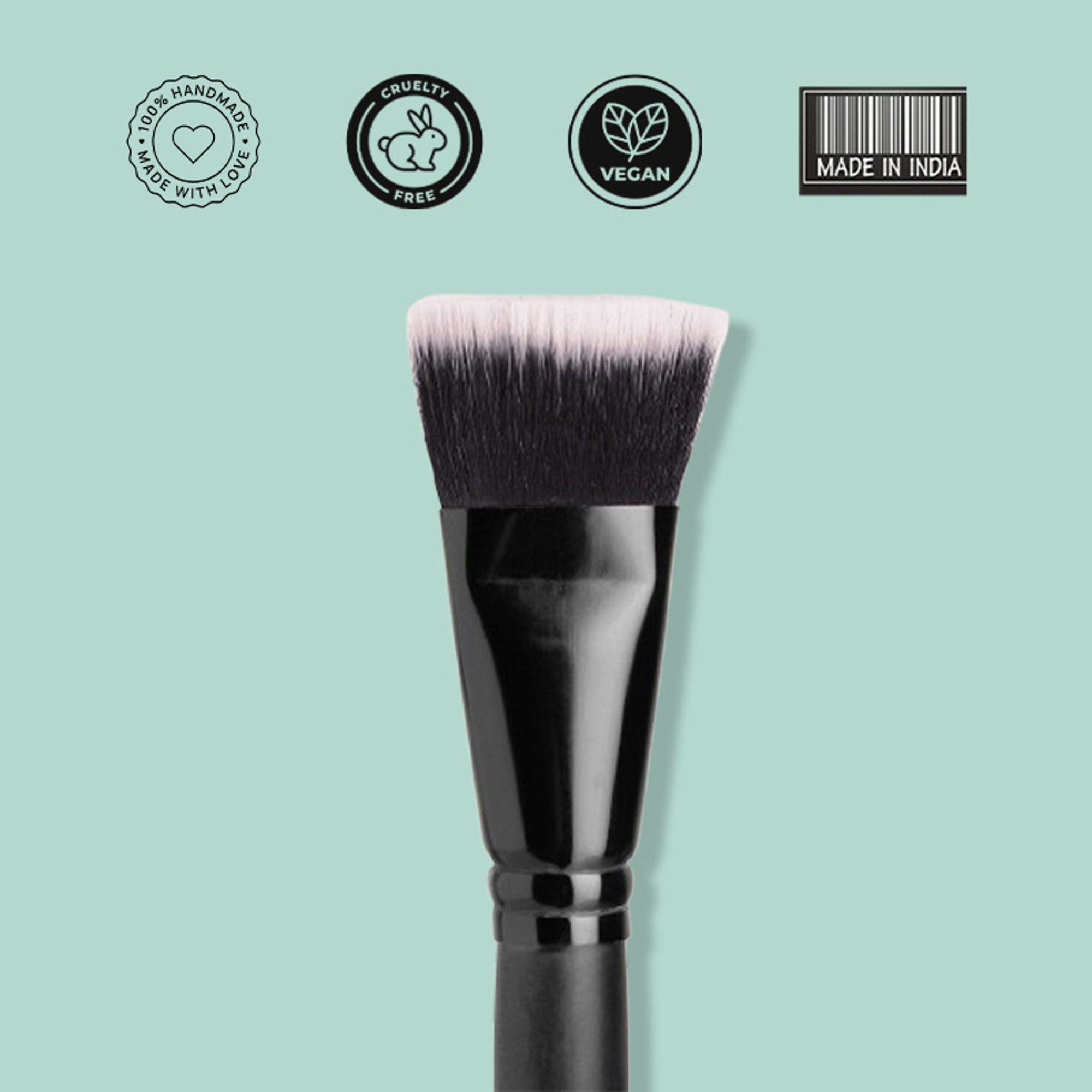 CUFFS N LASHES Big Bronzer Contour Brush - F025