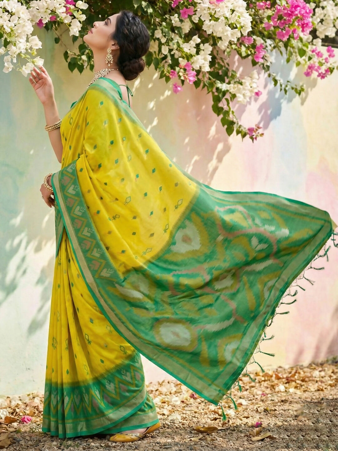 Shree Shyam Fashion Green Soft Silk Saree