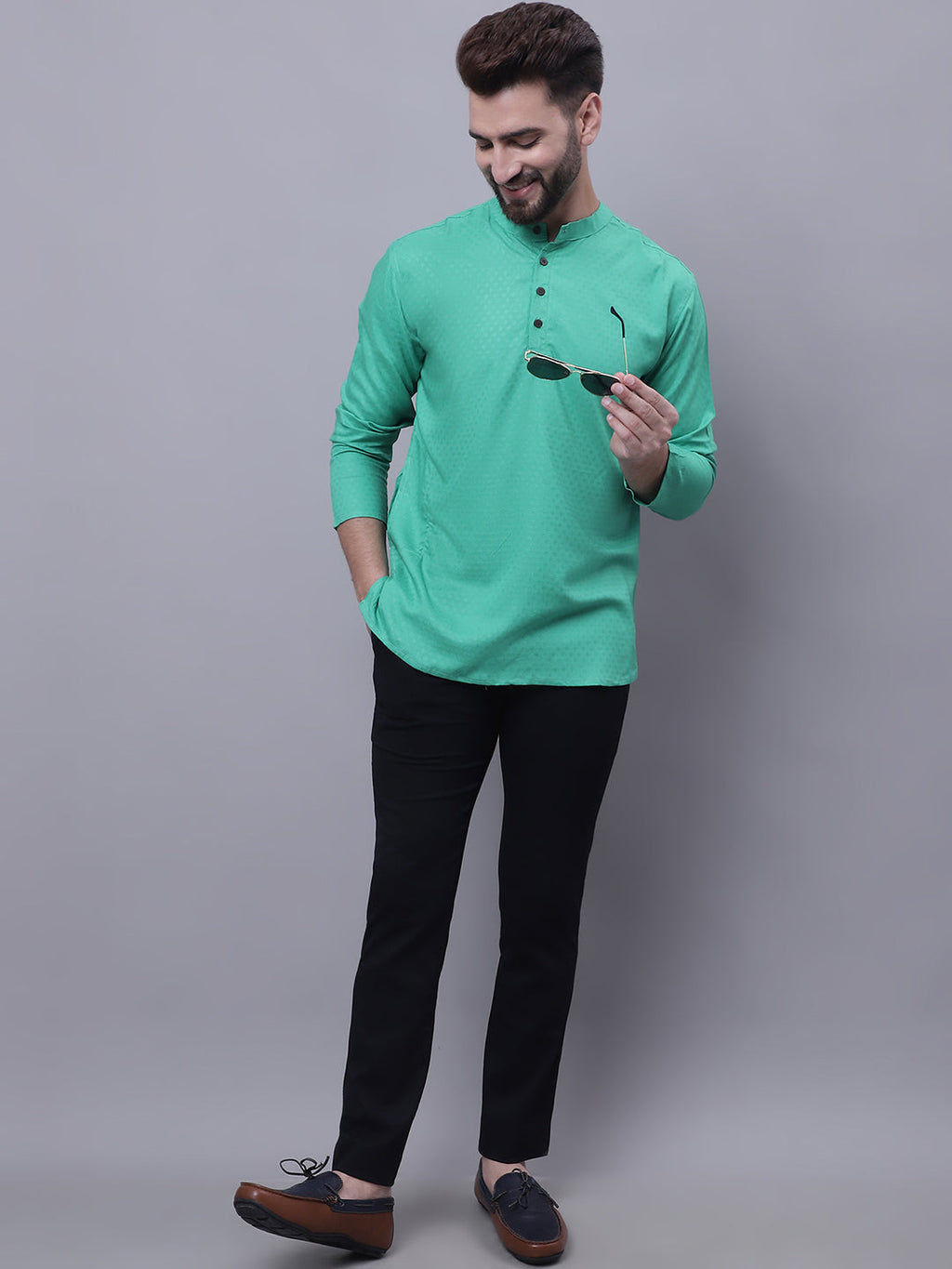 Even Apparels Green Pure Cotton Short Kurta With Band Collar