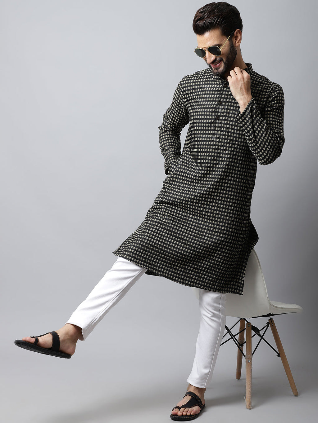 Even Apparels Brown Pure Cotton Kurta With Band Collar