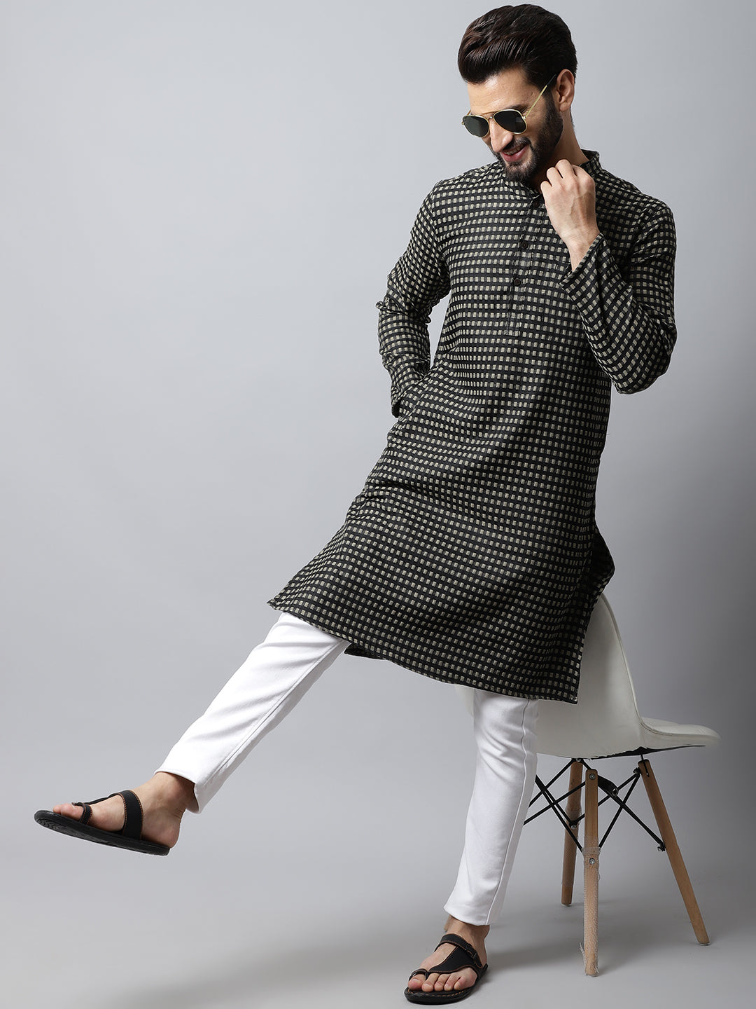 Even Apparels Brown Pure Cotton Kurta With Band Collar