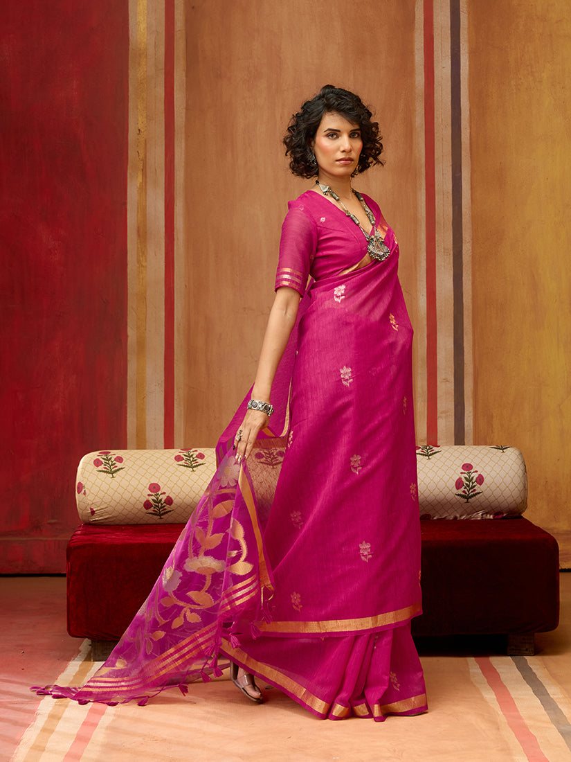Monjolika Fashion Rani Pink Silk Blend woven Work Saree