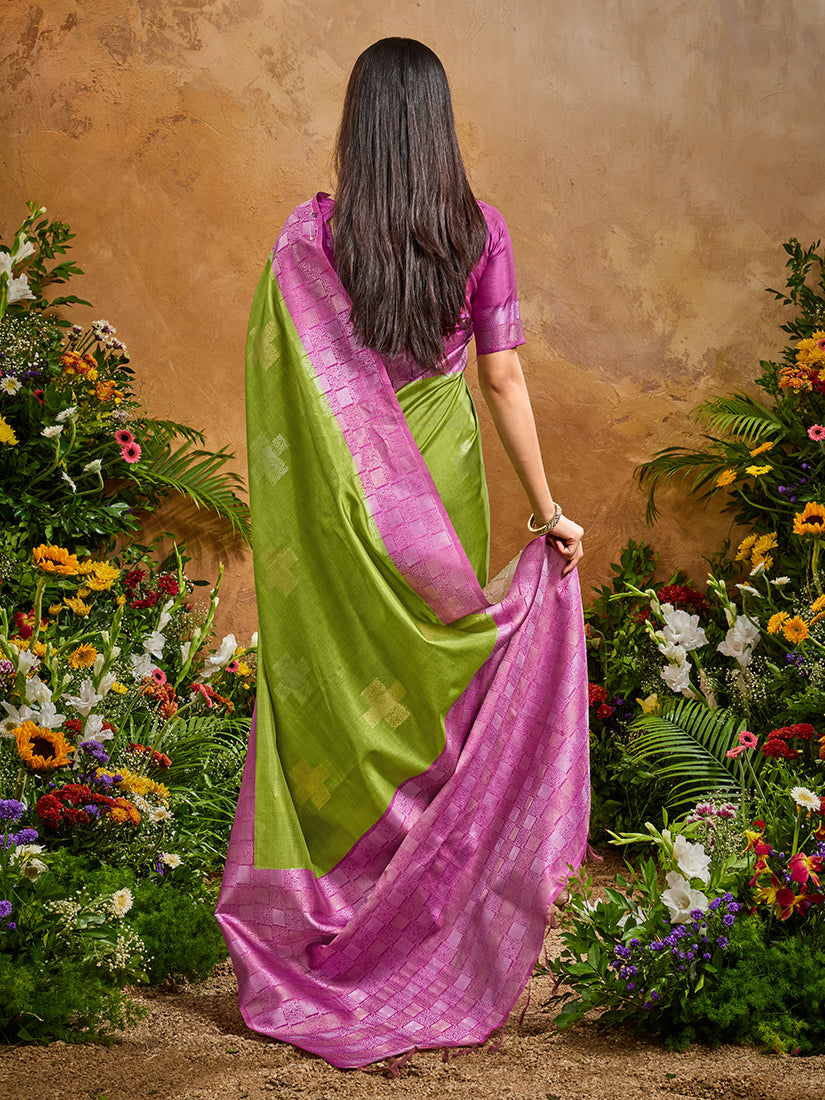 Monjolika Fashion Woven Work Silk Blend Green Saree