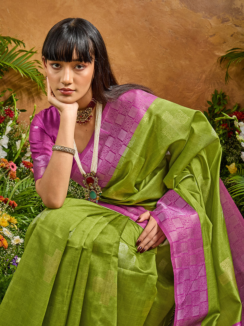 Monjolika Fashion Woven Work Silk Blend Green Saree