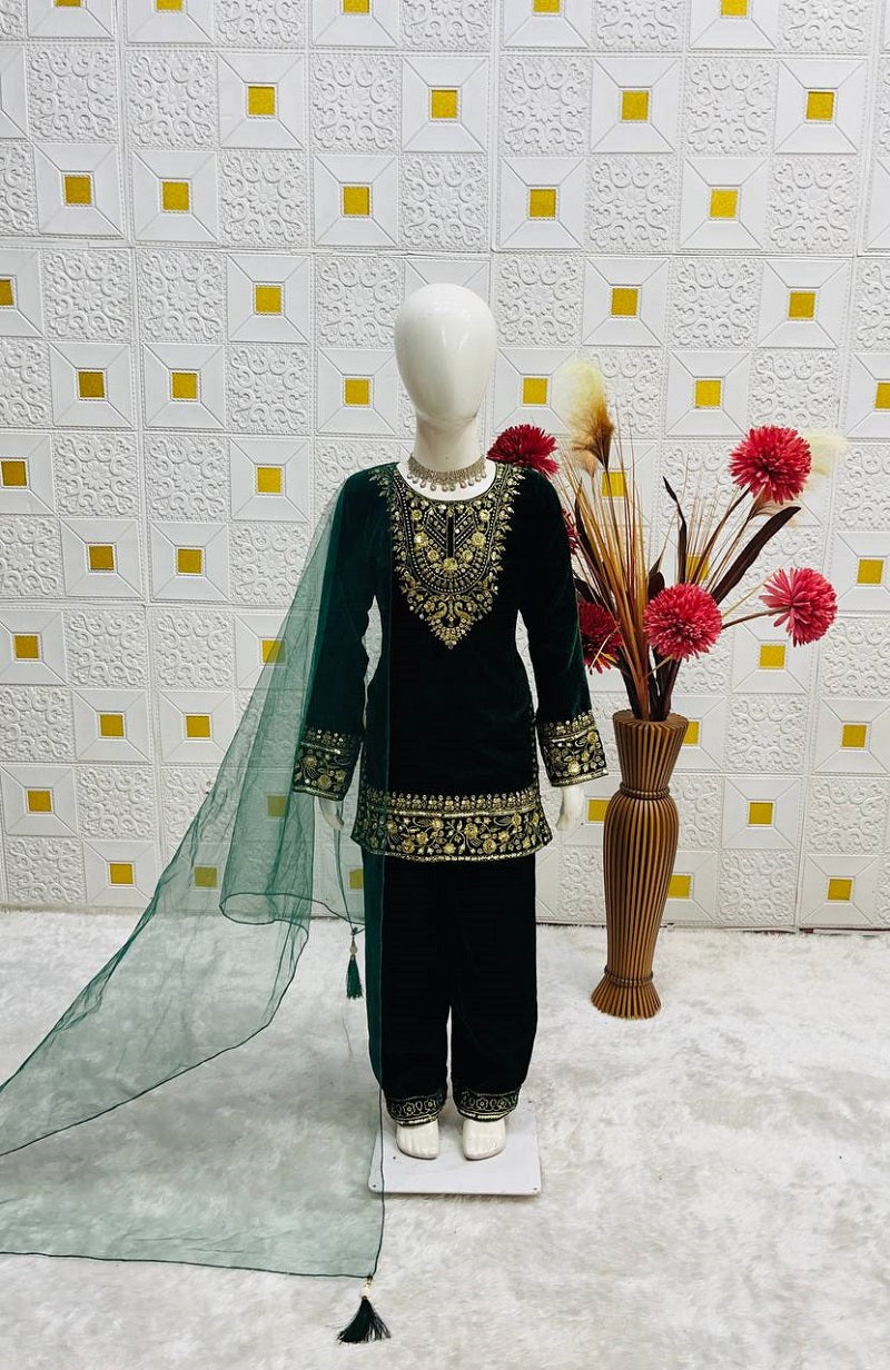Evanik Green Designer Viscose Velvet Embroidered Work Kids Kurta Set