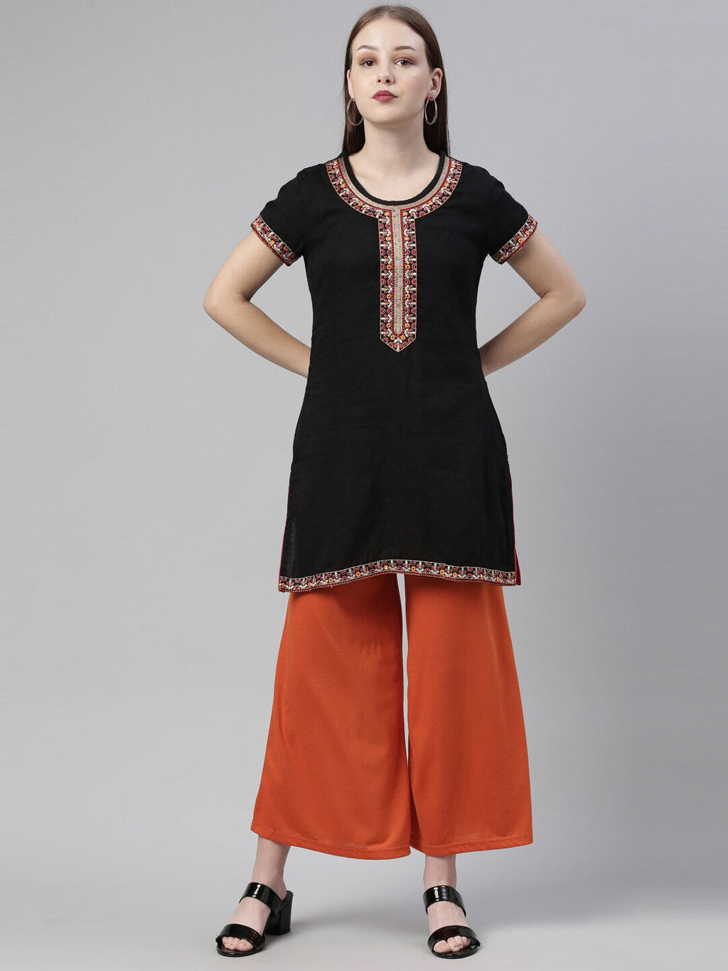 Souchii Women Orange Knitted Palazzo