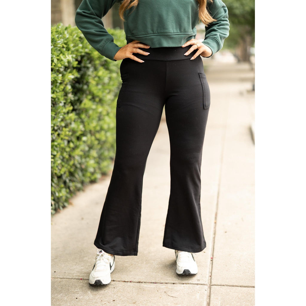 Ready to Ship | The Charlotte Fleece Bootcut