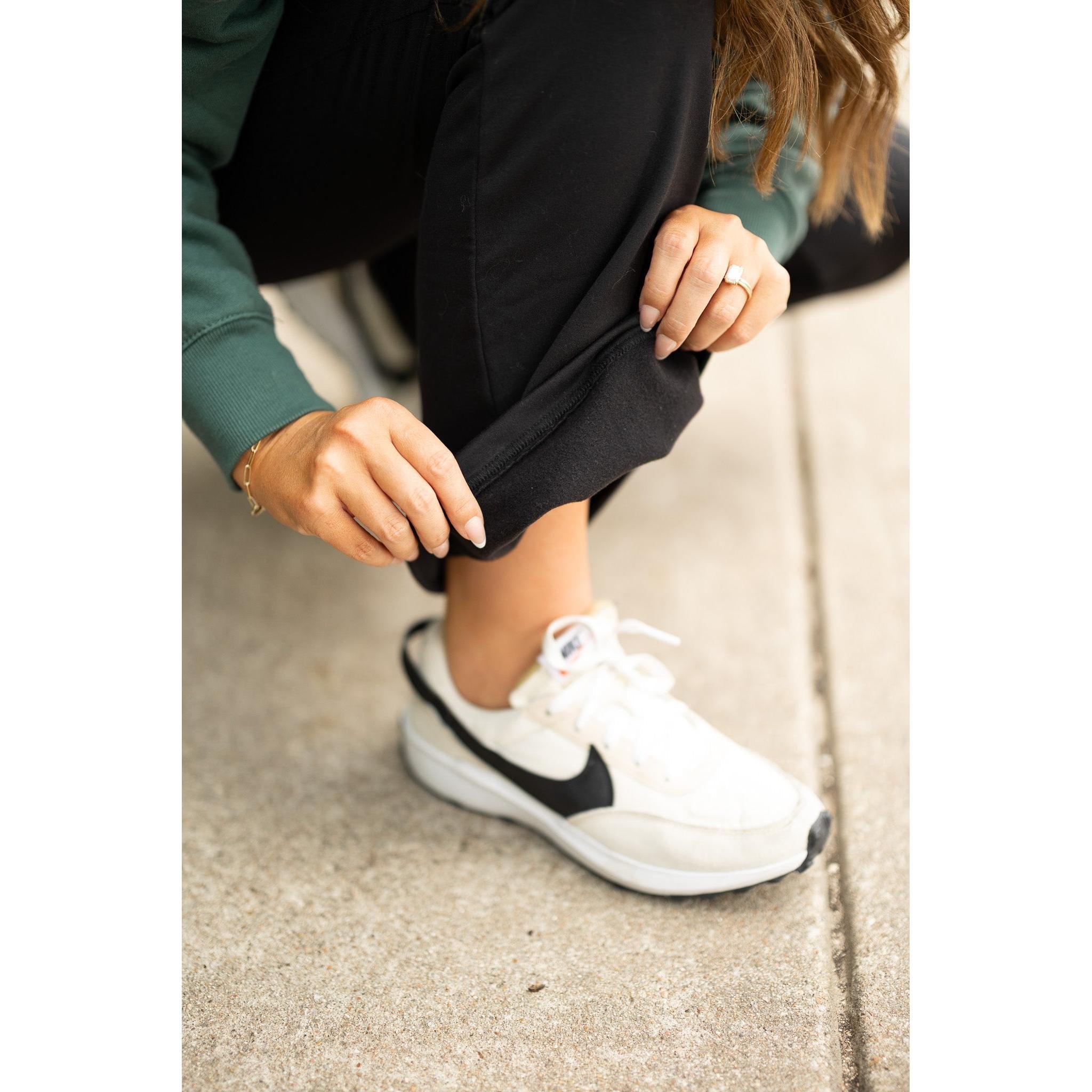 Ready to Ship | The Charlotte Fleece Bootcut