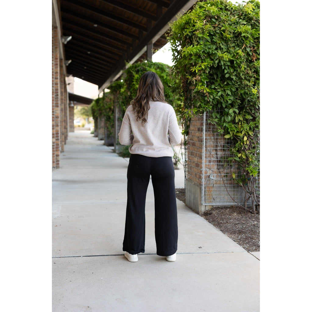 Ready to Ship | The Jenna - Comfy Wide Leg Fleece pants