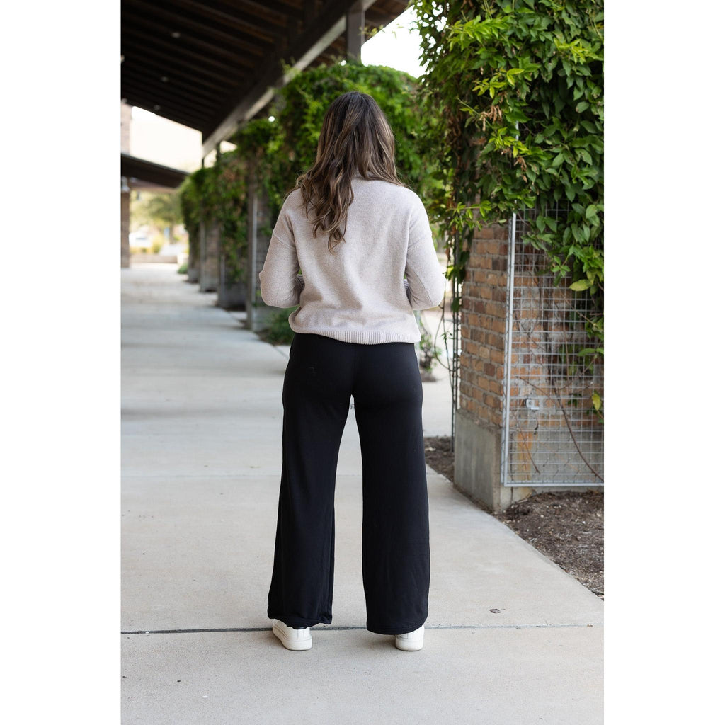 Ready to Ship | The Jenna - Comfy Wide Leg Fleece pants