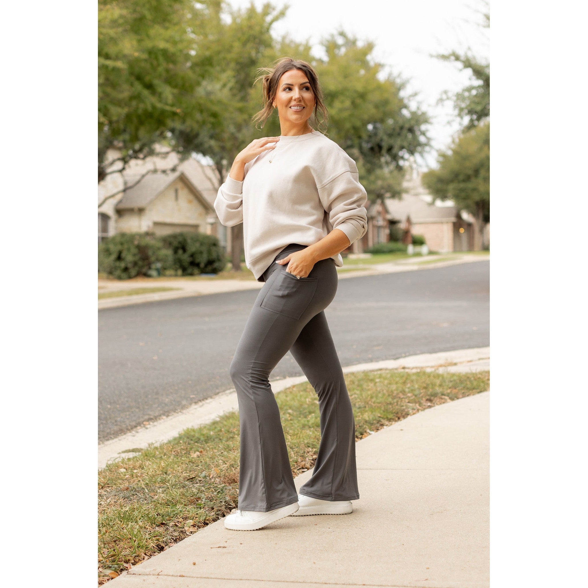 Ready to Ship | The Cassie - 30  CHARCOAL Bootcut Leggings with Pockets