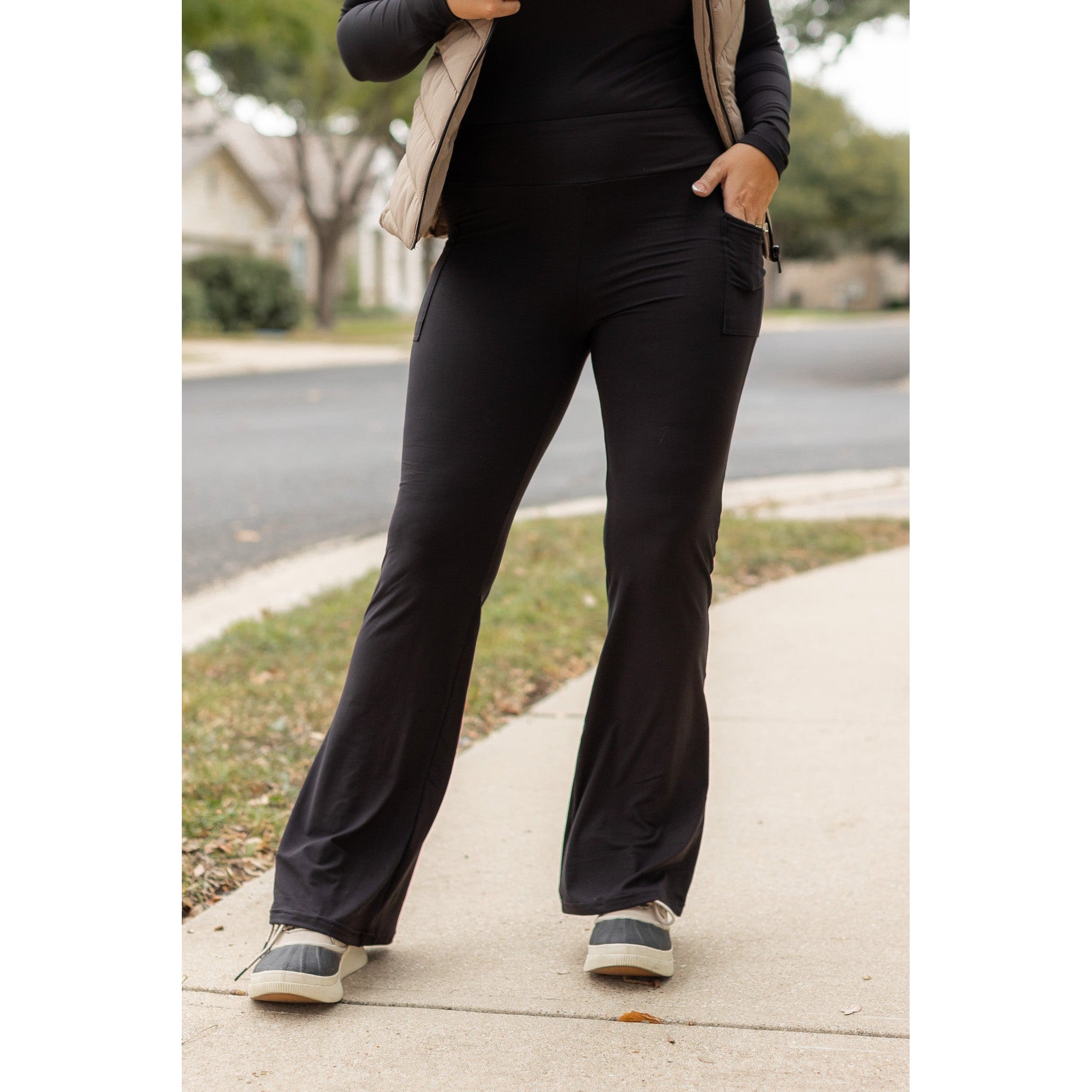 Ready to Ship | The Vanessa - Black Bootcut Leggings
