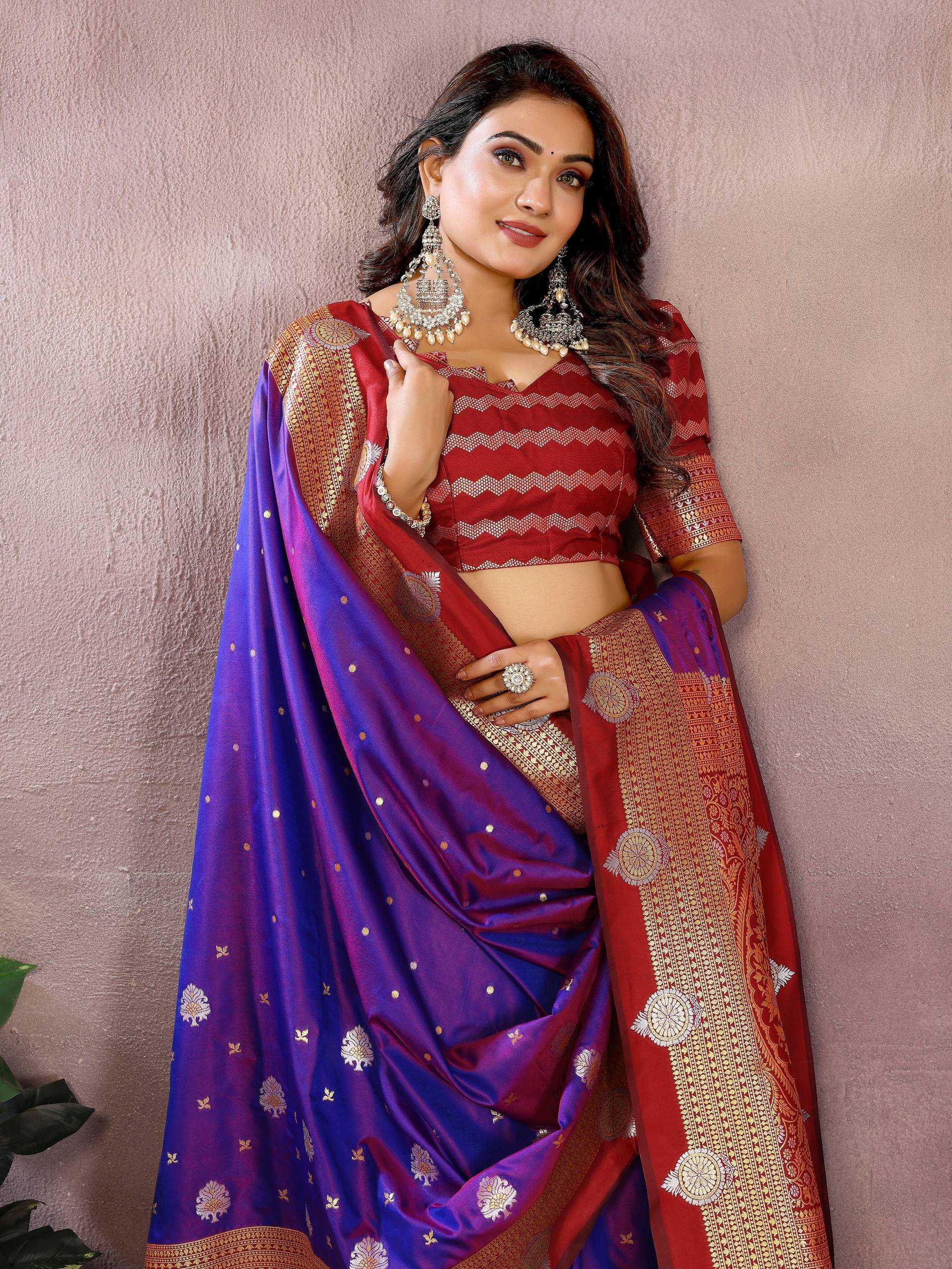 Aastha Fashion Violet Silk Sarees Weaving Saree