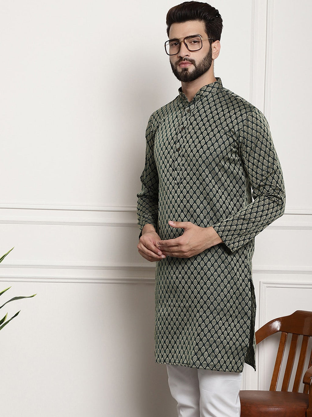 Sojanya Men Green & Beige Jacquard Silk Kurta