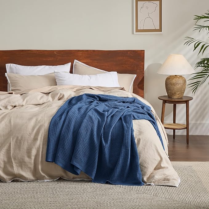Bedsure 100% Cotton Blanket King Size for Bed - Breathable and Soft, Waffle Weave Blanket for Summer, Thick Cozy Fall Blankets for Women Gift, Navy, 104x90 inches