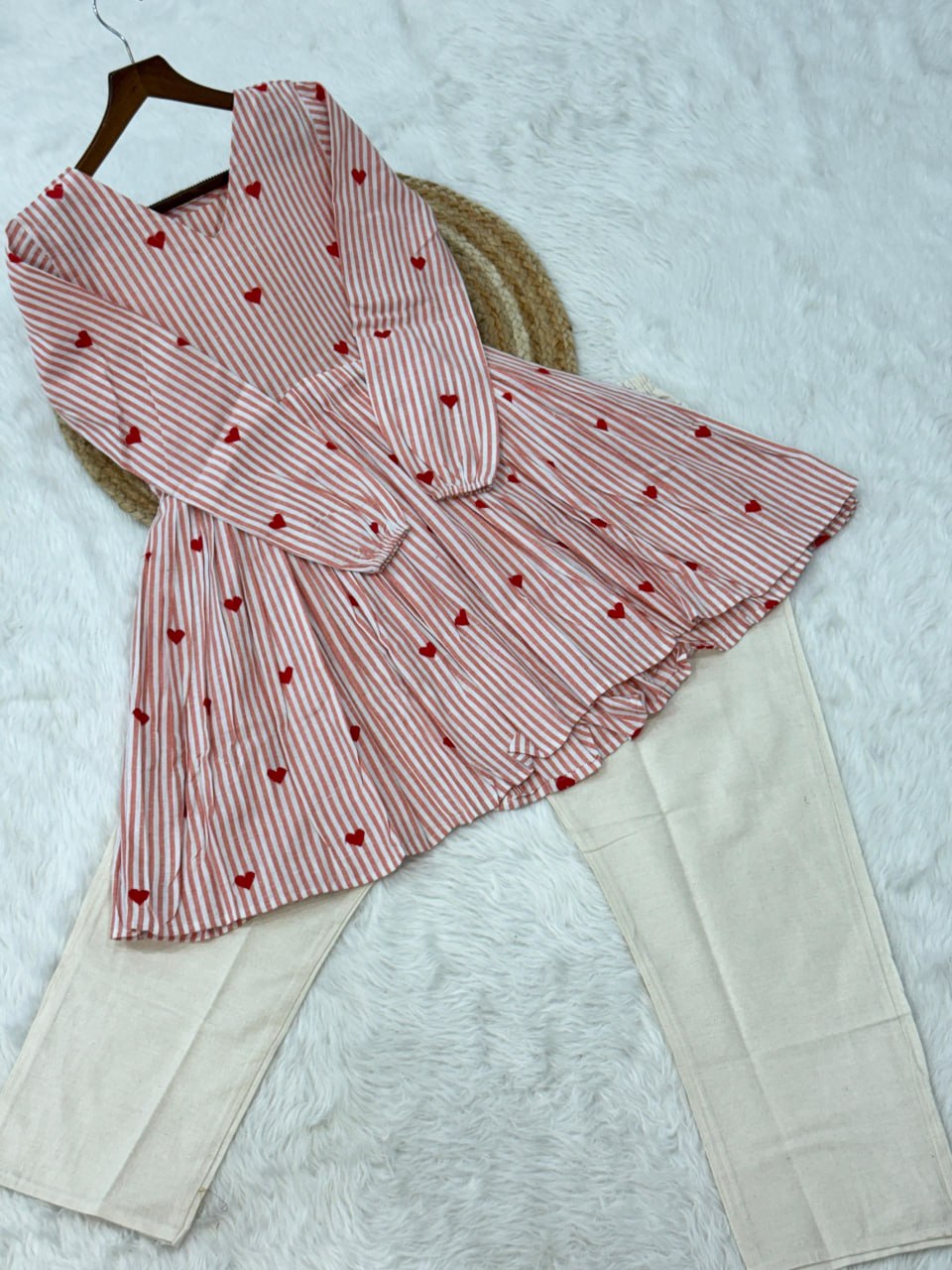 Lorenvalley Fashion Pink Cotton with Heart Embroidered work Top Bottom Set
