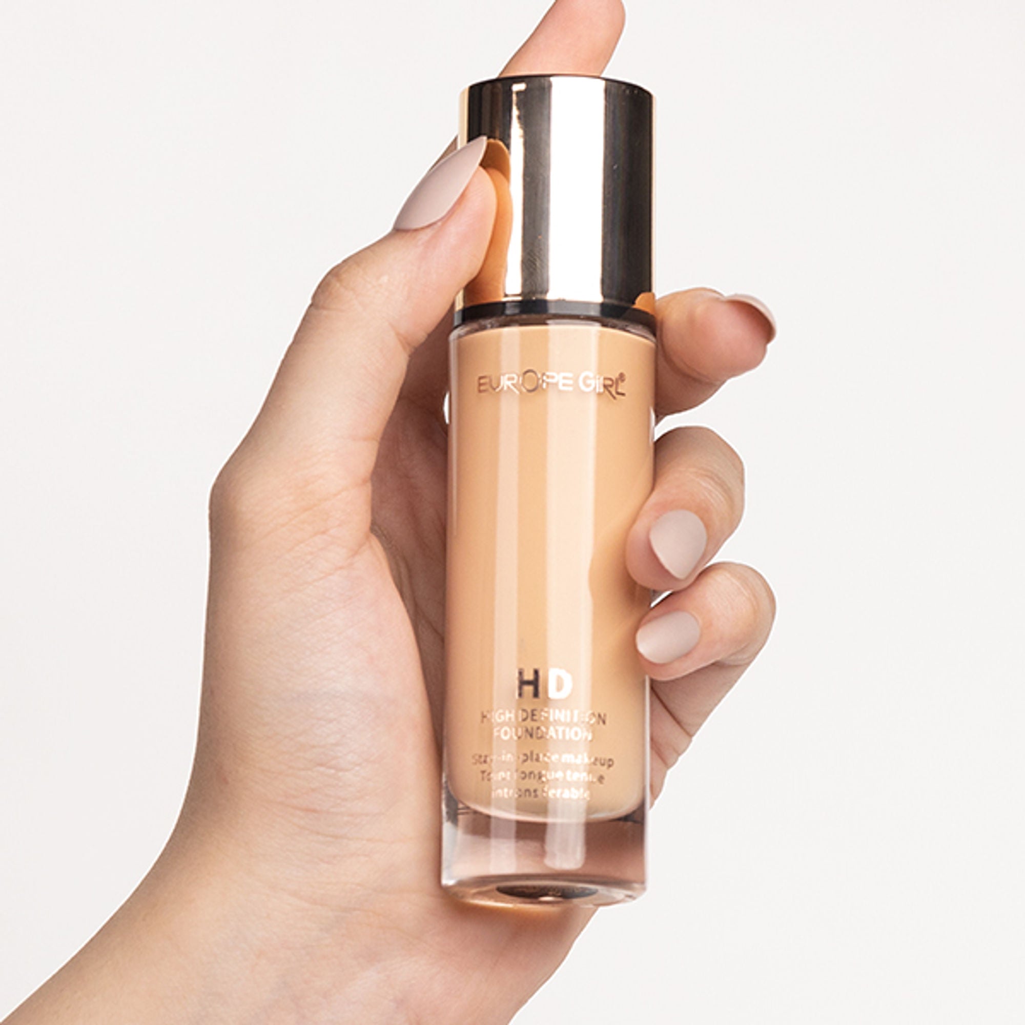 Europe Girl HD- High Coverage Foundation - 60 Medium